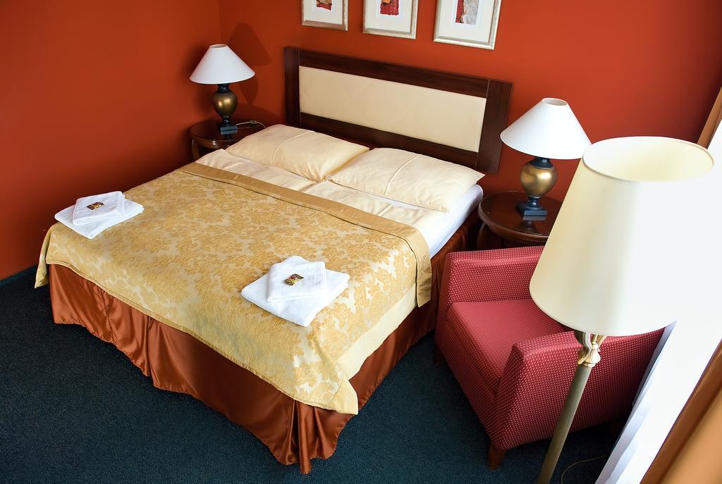 Hotel Rieger Garni Jičín Zimmer foto
